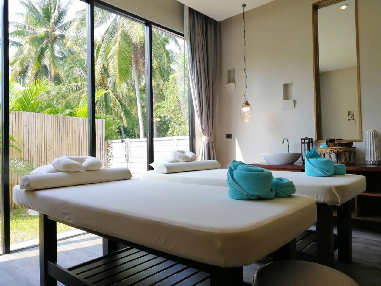 Tungtong Beach Villas Thap Sakae Zewnętrze zdjęcie